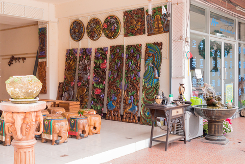 Traditional Thai wood carving shop | Travel with Joy