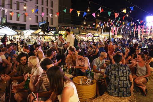 Night Bazaar street food, Unidentified popular tourists to drink and eat fun, shops here are beautifully decorated, Chiang Mai, Thailand