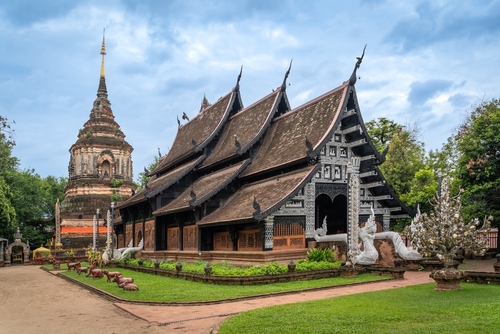 Wat Lok Molee Temple is a historic Buddhist temple and is a famous place and destination according to the beliefs for travel and worship of Buddhism in Chiang Mai, Northern Thailand