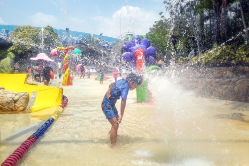 Fantasia Lagoon Water Park on the roof of the Life Store in Bangkok, Thailand