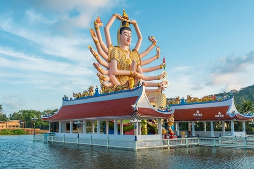 Giant-Guanyin-Wat-Plai-Laem- in Koh Samui, the Gulf of Thailand, Thailand, travel with joy