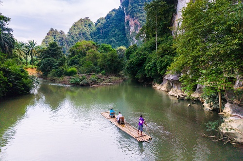 Khao-Sok-National-Park in Phuket Island, Thailand, Travel with Joy