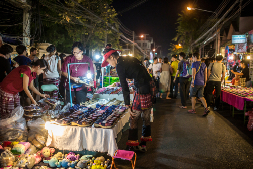 Chiang Mai Night Bazaar Market View | Travel with Joy