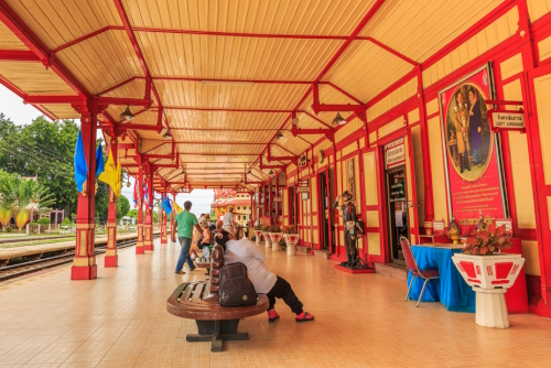 Hua-Hin-Railway-Station, Thailand