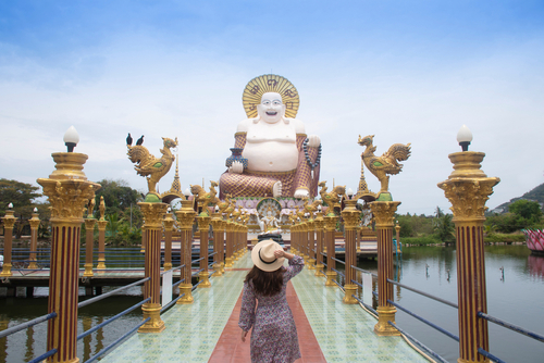 Wat-Plai-Laem- in Koh Samui, the Gulf of Thailand, Thailand, travel with joy