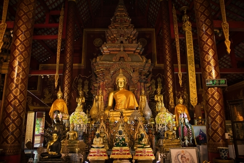 Wat Chiang Man Temple in Old City Chiang Mai | Travel with Joy
