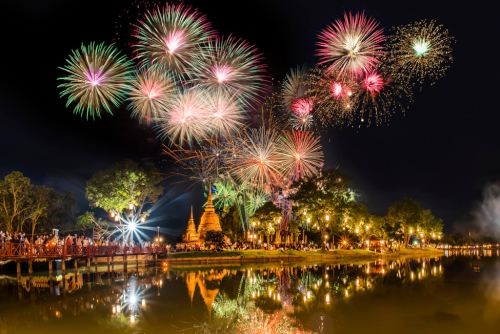 Loi-Krathong-Festival-of-Lights in Sukhothai Historical Park, south of Chiang Mai, Thailand, Travel with Joy