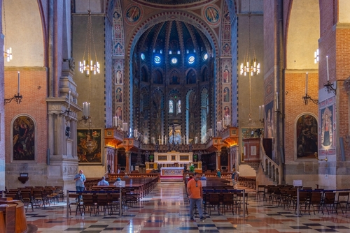 Interior view of the Basilica di Sant'Antonio in Padova (Padua), Veneto, Italy