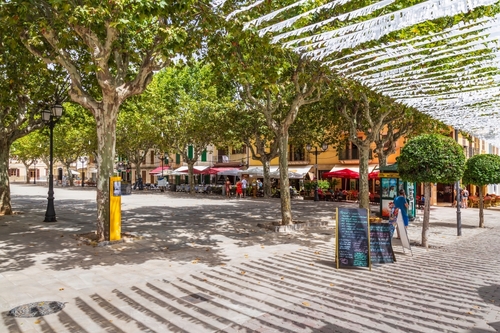 Market Square, plaza del conqueridor, in the historical center of the village of Arta, Mallorca Island, Balearic Islands, Spain