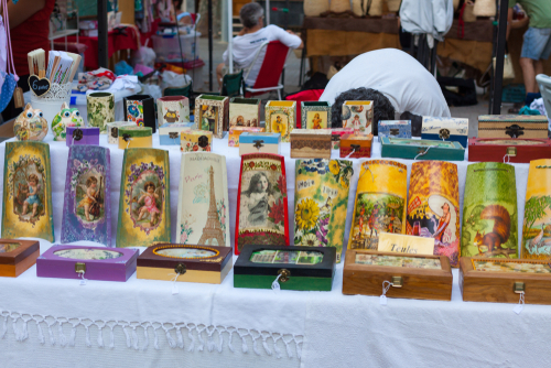 Painted old roof tiles for sale on Tomato 