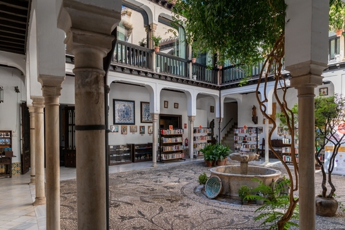 Solidarity book fair at the San Juan de Dios Archive-museum, also known as 