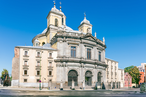 Exterior view of the Church Basi­lica de San Francisco el Grande in Madrid, Spain