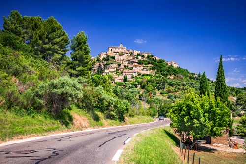 Hilltop village of Gordes, Provence, France