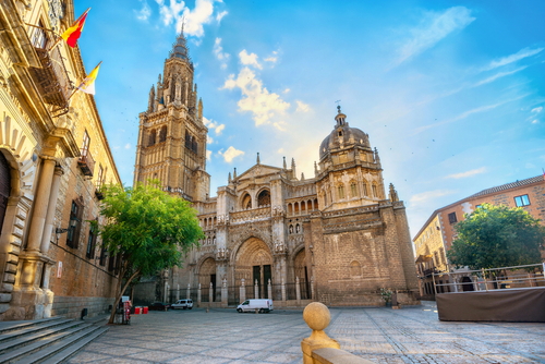Exterior view of Toledo Cathedral (Primate Cathedral of Saint Mary), Toledo, Castile-La Mancha, Spain