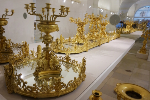 Golden fruit magnification, dishes of the Habsburg family, Imperial Silver Collection, Vienna, Ausria