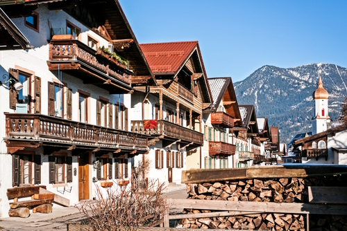 View of old town houses in Garmisch-Partenkirchen in Bavaria, Germany